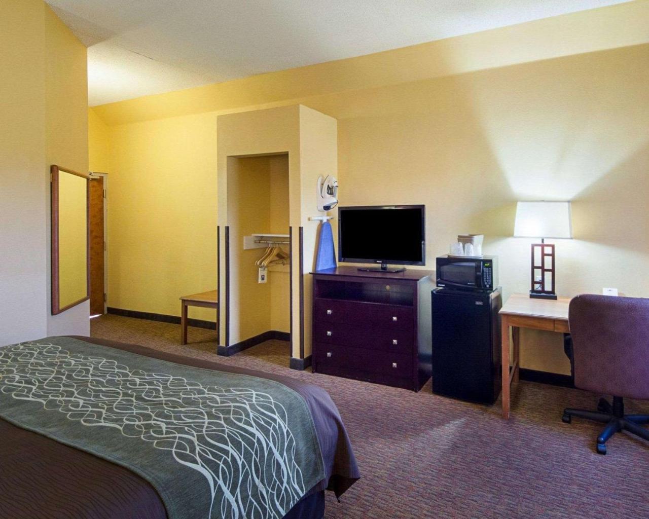 Comfort Inn Near Medical Center มิชชั่น ภายนอก รูปภาพ